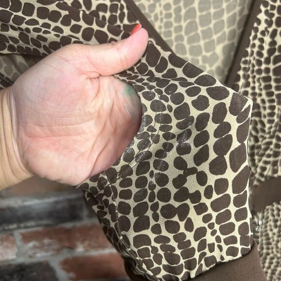 5 for $25🔥Apt. 9 Giraffe Print Brown V-Neck Blouse XL - Picture 4 of 6